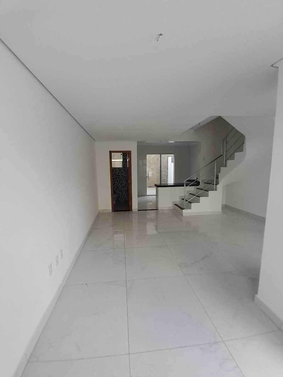 Casa à venda com 3 quartos, 1 suíte, 1 vaga e 75m² no Vila Cloris, Belo Horizonte (MG) — foto 2 de 16