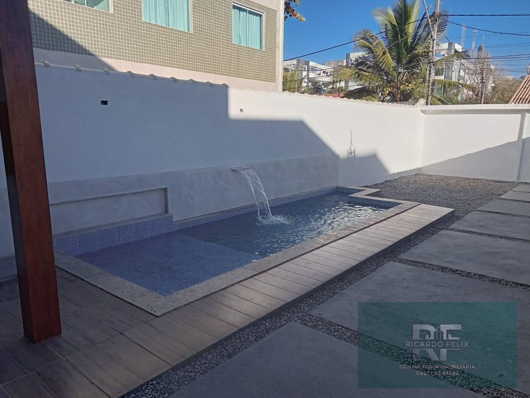 Casa à venda com 3 quartos, 2 suítes, 3 vagas e 240m² no Costazul, Rio das Ostras (RJ) — foto 2 de 25