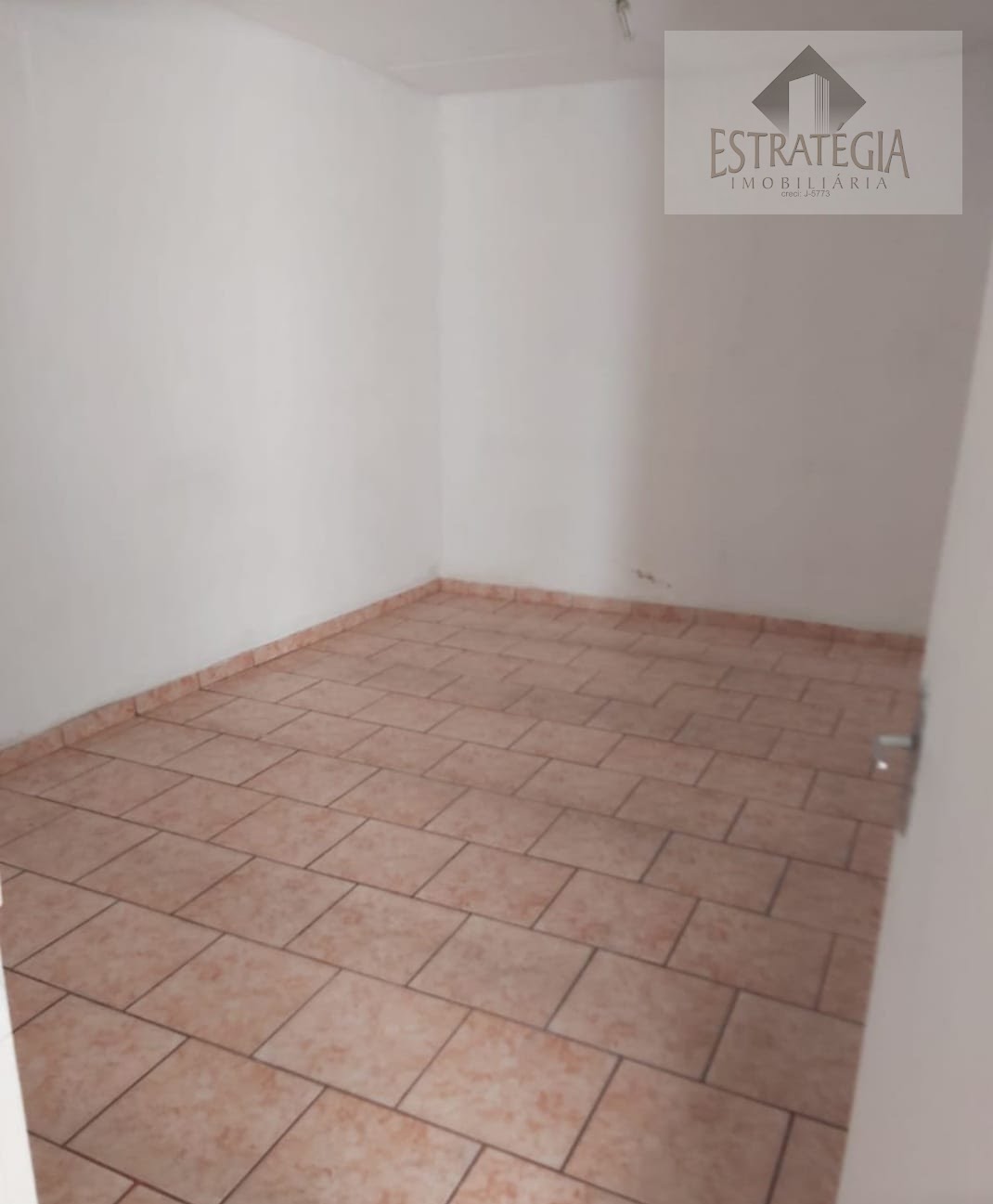 Casa à venda com 3 quartos, 1 suíte, 6 vagas e 380m² no Castelânea, Petrópolis (RJ) — foto 20 de 24