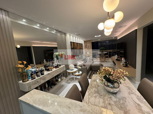 Apartamento para Locação na Praia do Canto, Vitória – 2 Quartos, 75m²