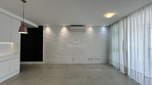 sala-trinitaimobiliaria-maayan