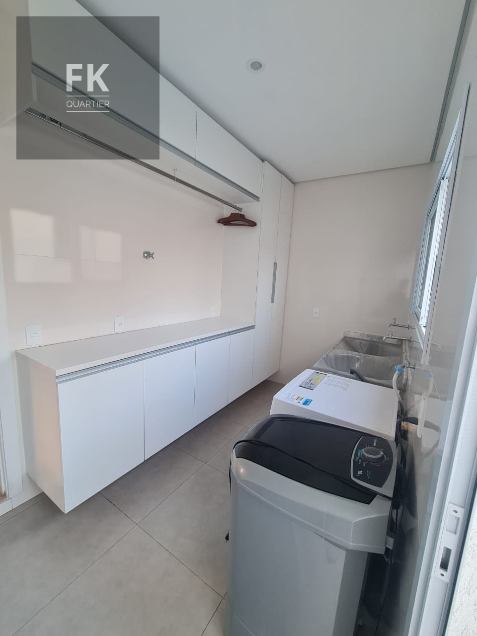 Casa à venda com 3 quartos, 3 suítes, 4 vagas e 266m² no Suru, Santana de Parnaíba (SP) — foto 26 de 26