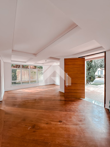 Casa de Condomínio em Alphaville - Santana de Parnaíba, SP