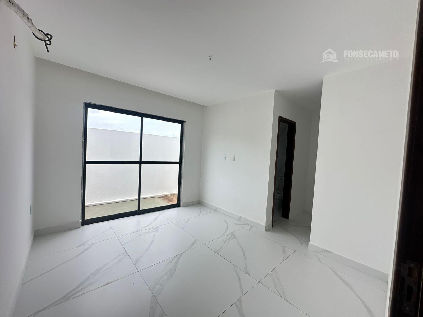 99367dd3-336d-4550-bd89-1ffb77bd457e.jpg