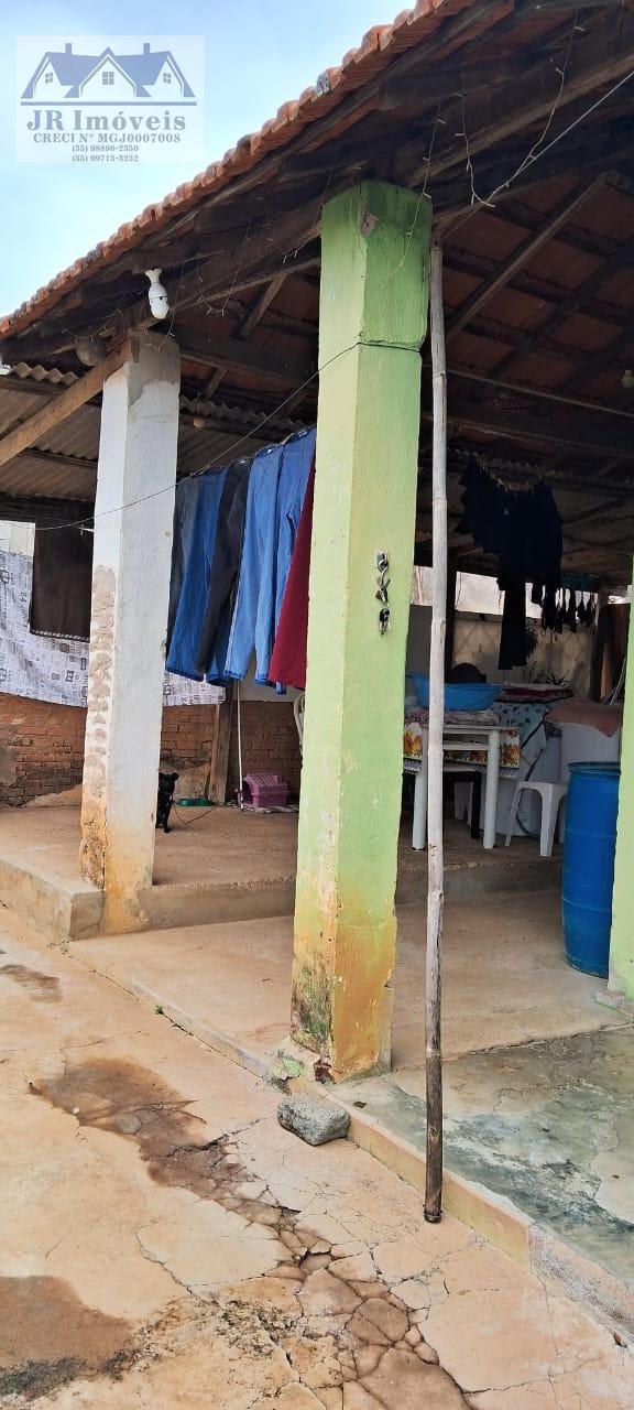 Casa à venda com 2 quartos e 1 banheiro no Bairro Santa Barbara, Piranguinho (MG) — foto 5 de 20