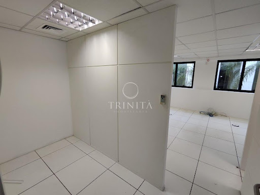 sala-trinitaimobiliaria-barrabusinesscenter
