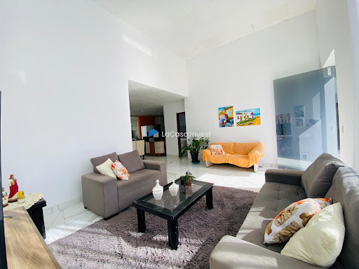 Casa 4 Dormitórios à Venda em Village II, Porto Seguro