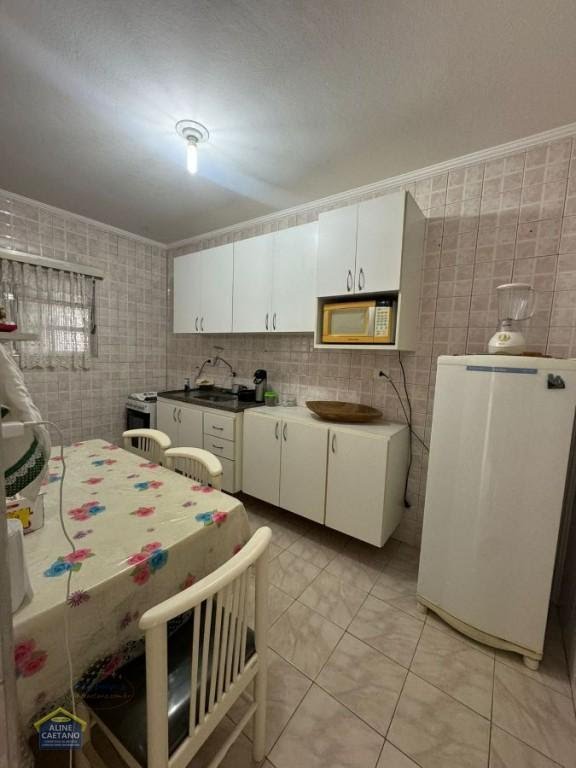 Apartamento à venda com 2 quartos, 1 banheiro, 1 vaga e 62m² no Cidade Ocian, Praia Grande (SP) — foto 2 de 15