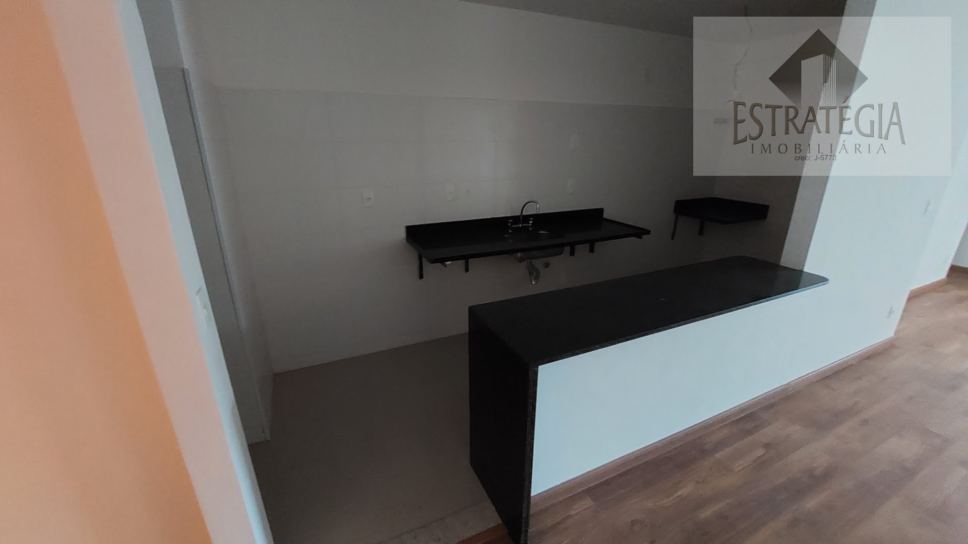 Apartamento à venda com 2 quartos, 1 suíte, 2 vagas e 110m² no Coronel Veiga, Petrópolis (RJ) — foto 12 de 19
