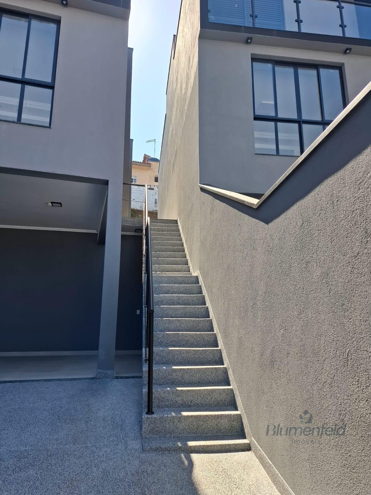 Casa à venda com 3 quartos, 3 suítes, 4 vagas e 168m² no Parque Nossa Senhora do Carmo, Arujá (SP) — foto 4 de 30