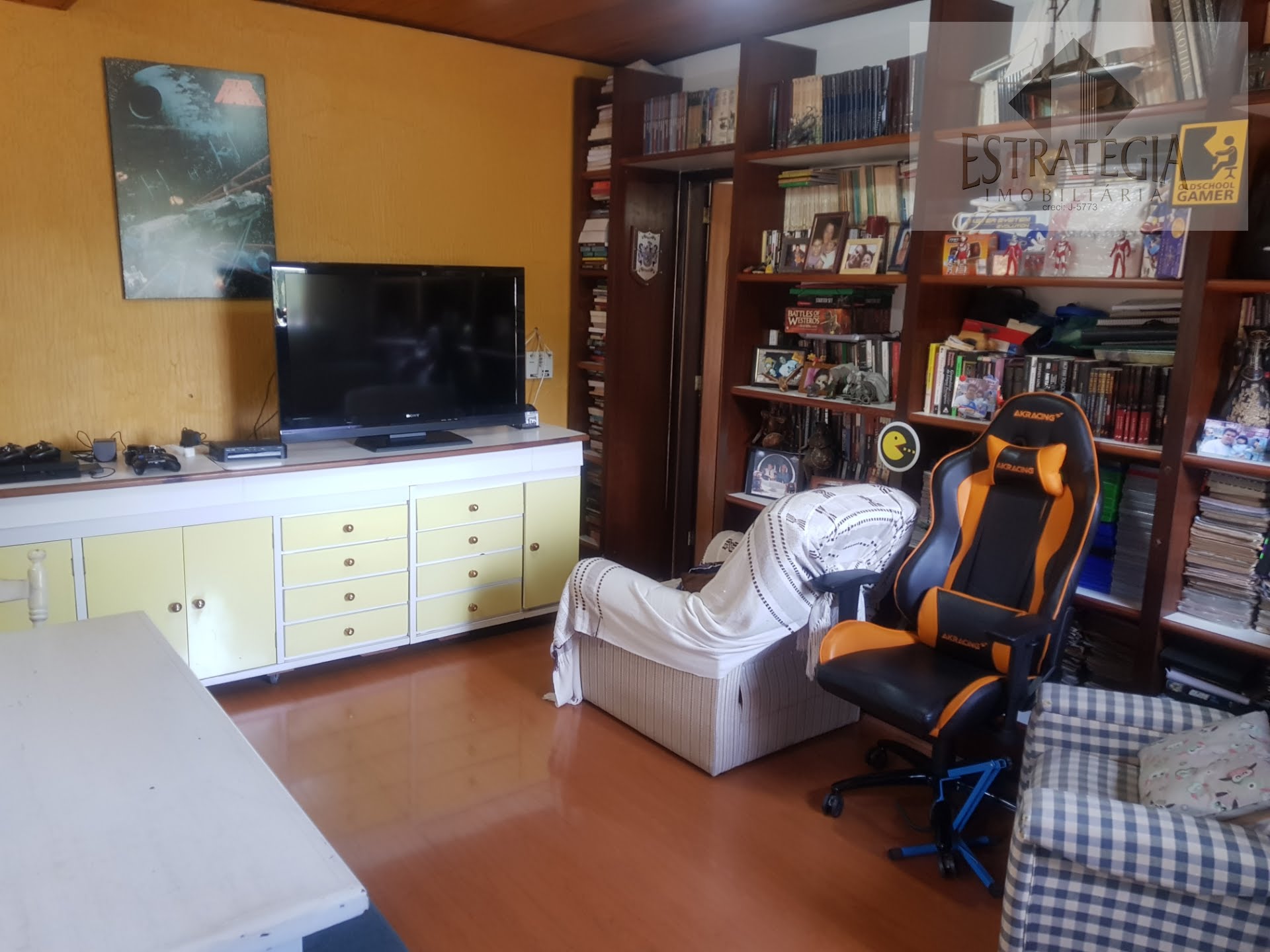 Casa à venda com 4 quartos, 1 suíte, 3 vagas e 239m² no Quarteirão Ingelheim, Petrópolis (RJ) — foto 26 de 30