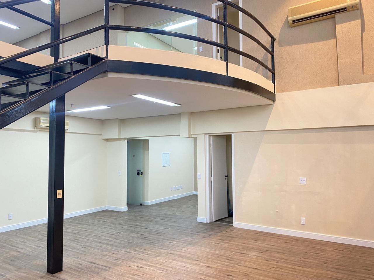 Sala Comercial à Venda ou Locação Rua Vergueiro, Vila Mariana/SP