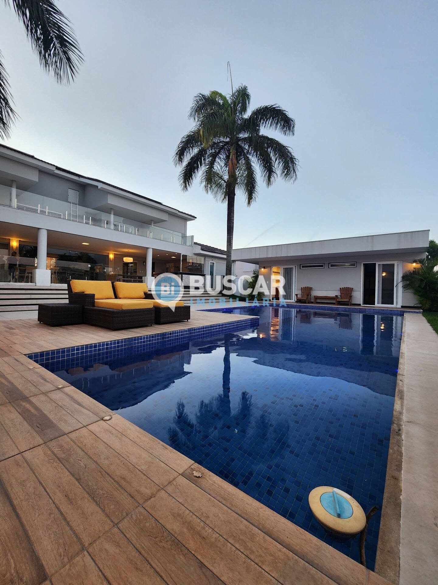 Casa à venda com 5 quartos, 5 suítes, 6 vagas e 1440m² no Papagaio, Feira de Santana (BA) — foto 25 de 30