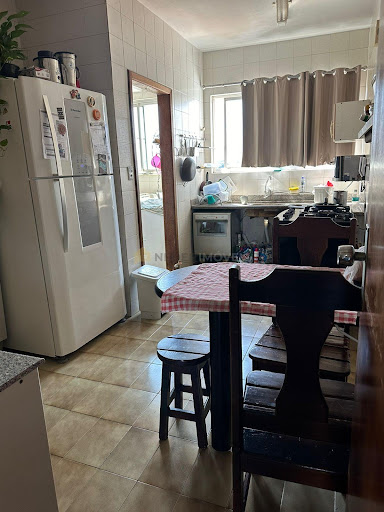 Apartamento à venda no edifício Parakana
