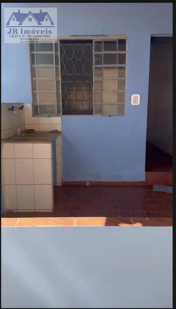 Casa à venda com 2 quartos, 1 banheiro, 1 vaga e 200m² no Bairro Bela Vista, São José do Alegre (MG) — foto 3 de 9