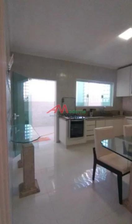 Casa à venda com 3 quartos, 3 banheiros, 2 vagas e 200m² no Vila Luzita, Santo André (SP) — foto 7 de 11