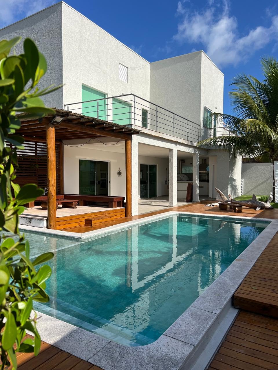 Casa à venda com 4 quartos, 3 banheiros, 2 vagas e 150m² no Outeiro São Francisco, Porto Seguro — foto principal