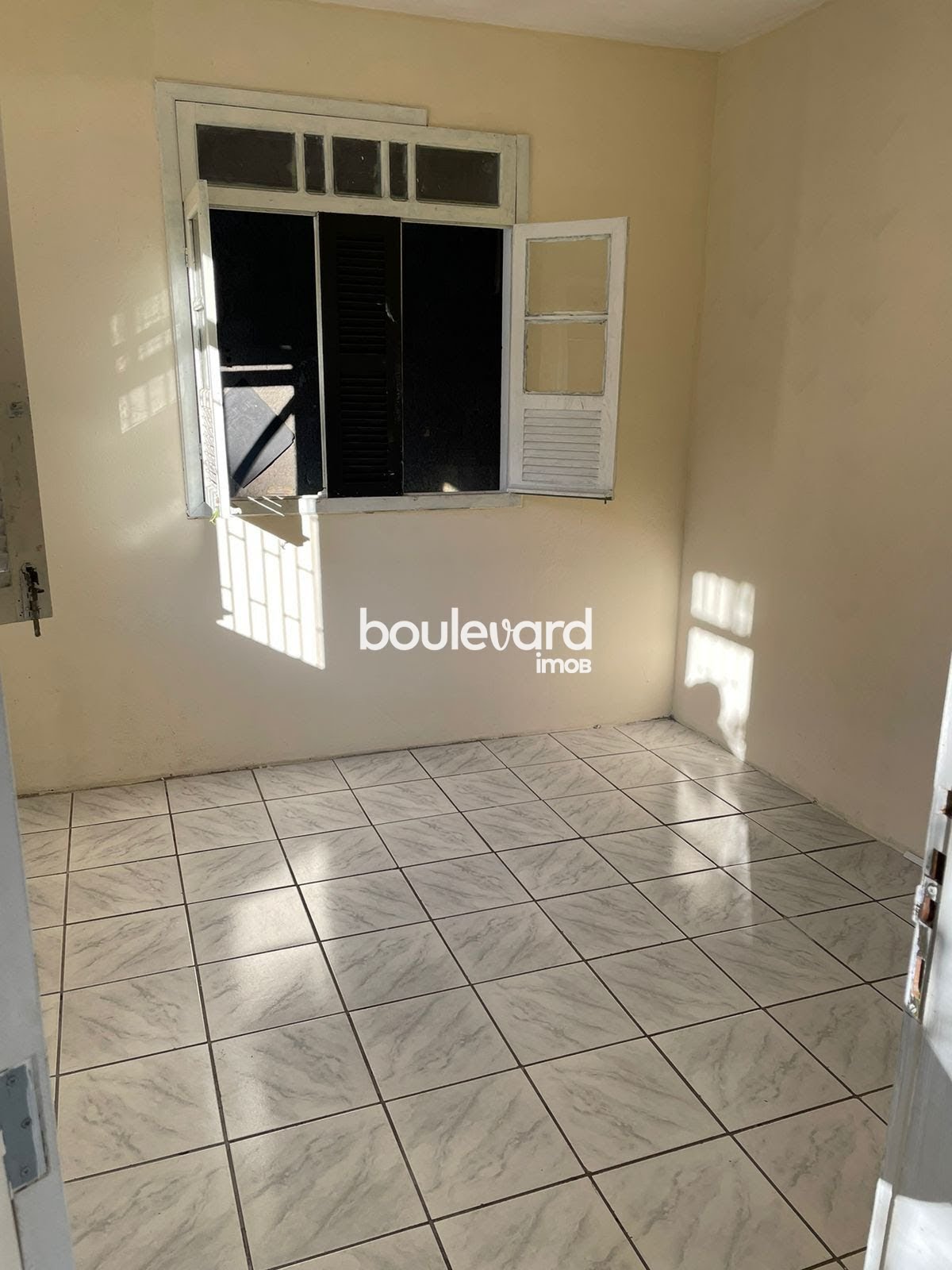 Casa à venda com 3 quartos, 1 banheiro, 1 vaga e 110m² no Centro, São José (SC) — foto 11 de 23