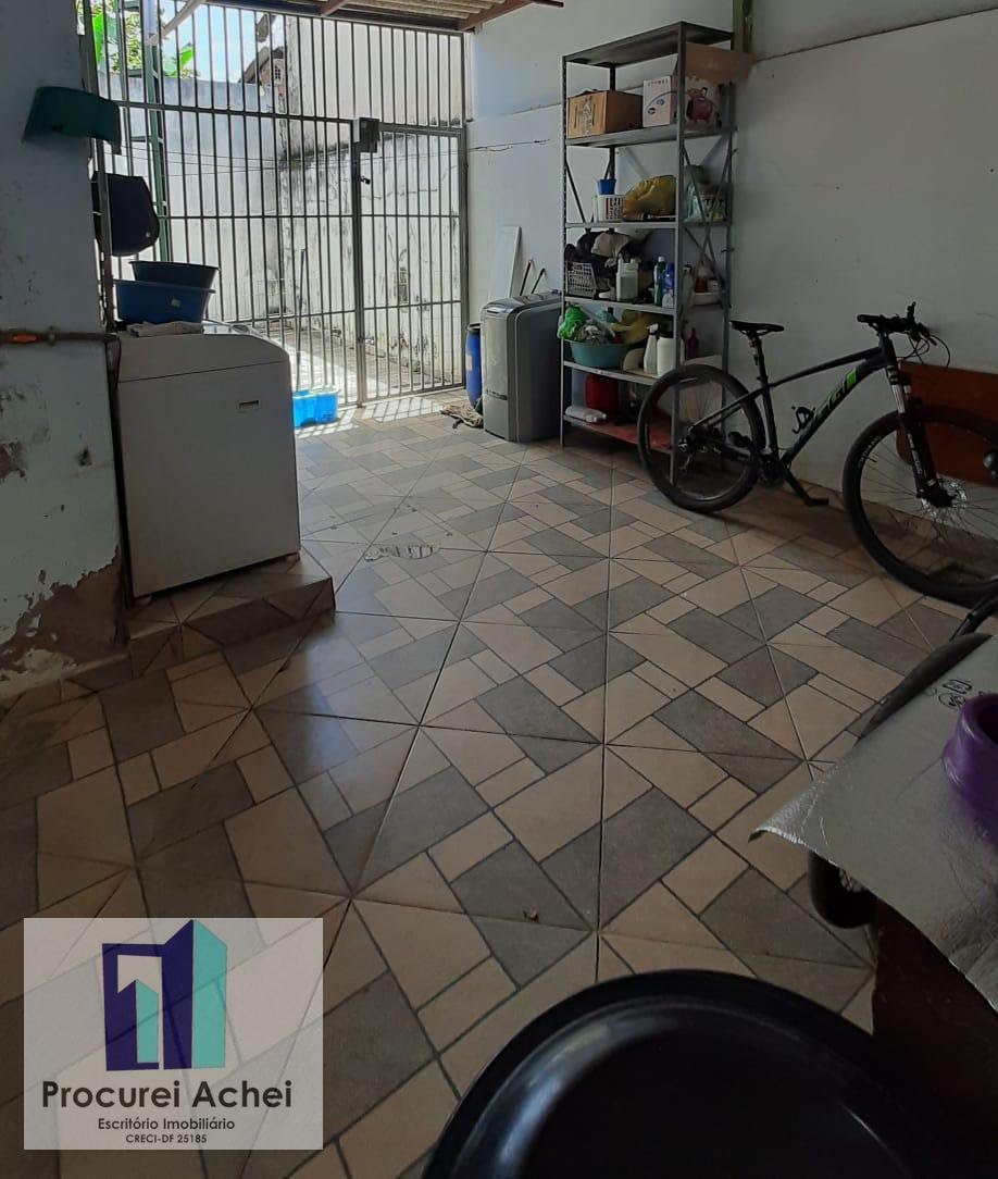 Casa à venda com 4 quartos, 1 suíte, 6 vagas e 400m² no Arapoanga Planaltina Df, Brasília (DF) — foto 2 de 8