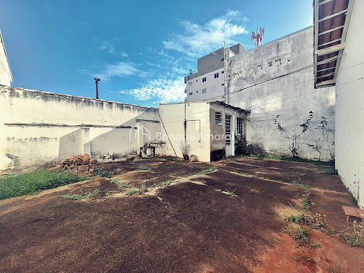 Casa, 3 quartos, 250 m² - Foto 22