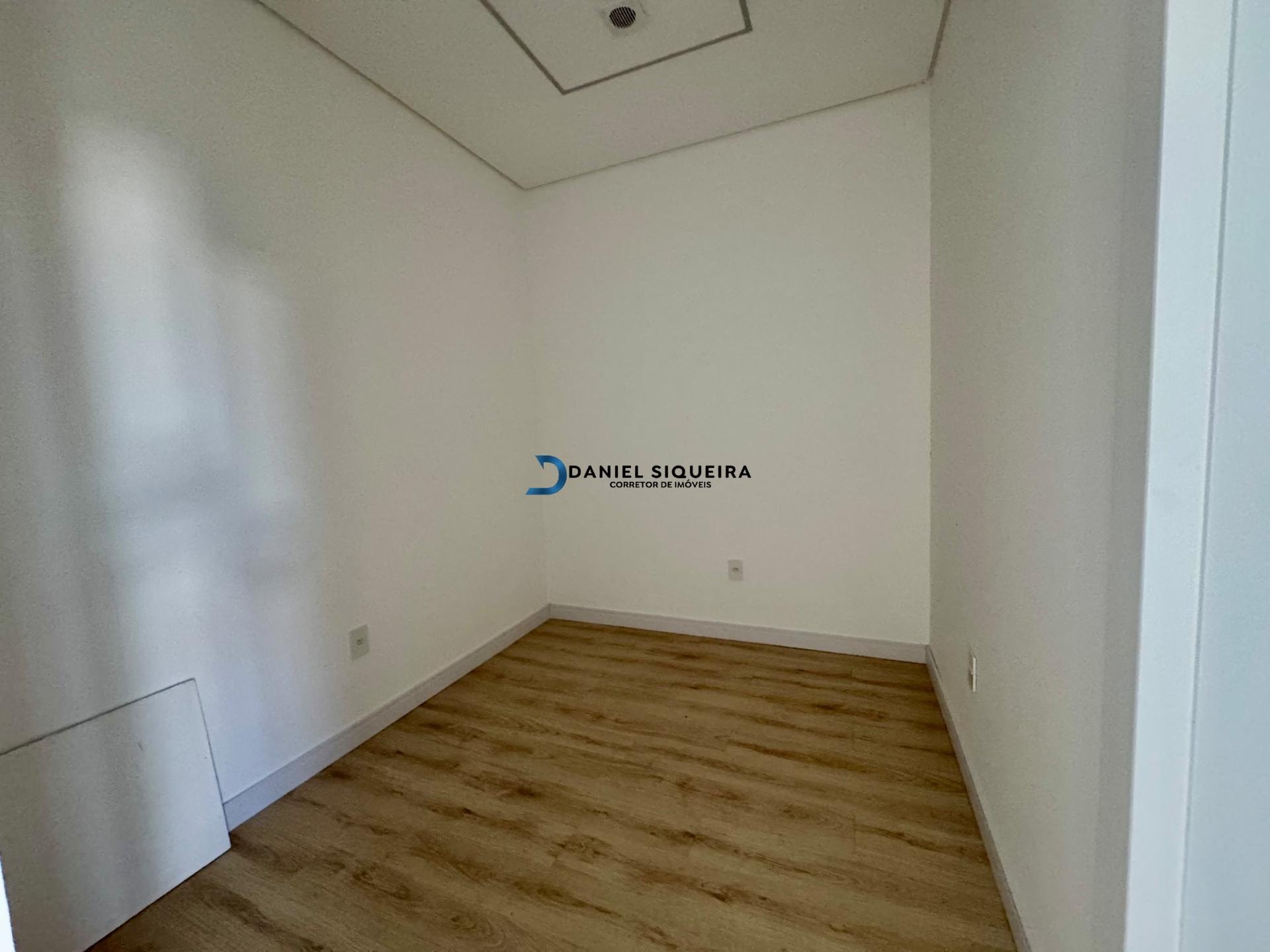 Casa à venda com 4 quartos, 1 suíte, 4 vagas e 237m² no Bairro Deltaville, Biguaçu (SC) — foto 21 de 30