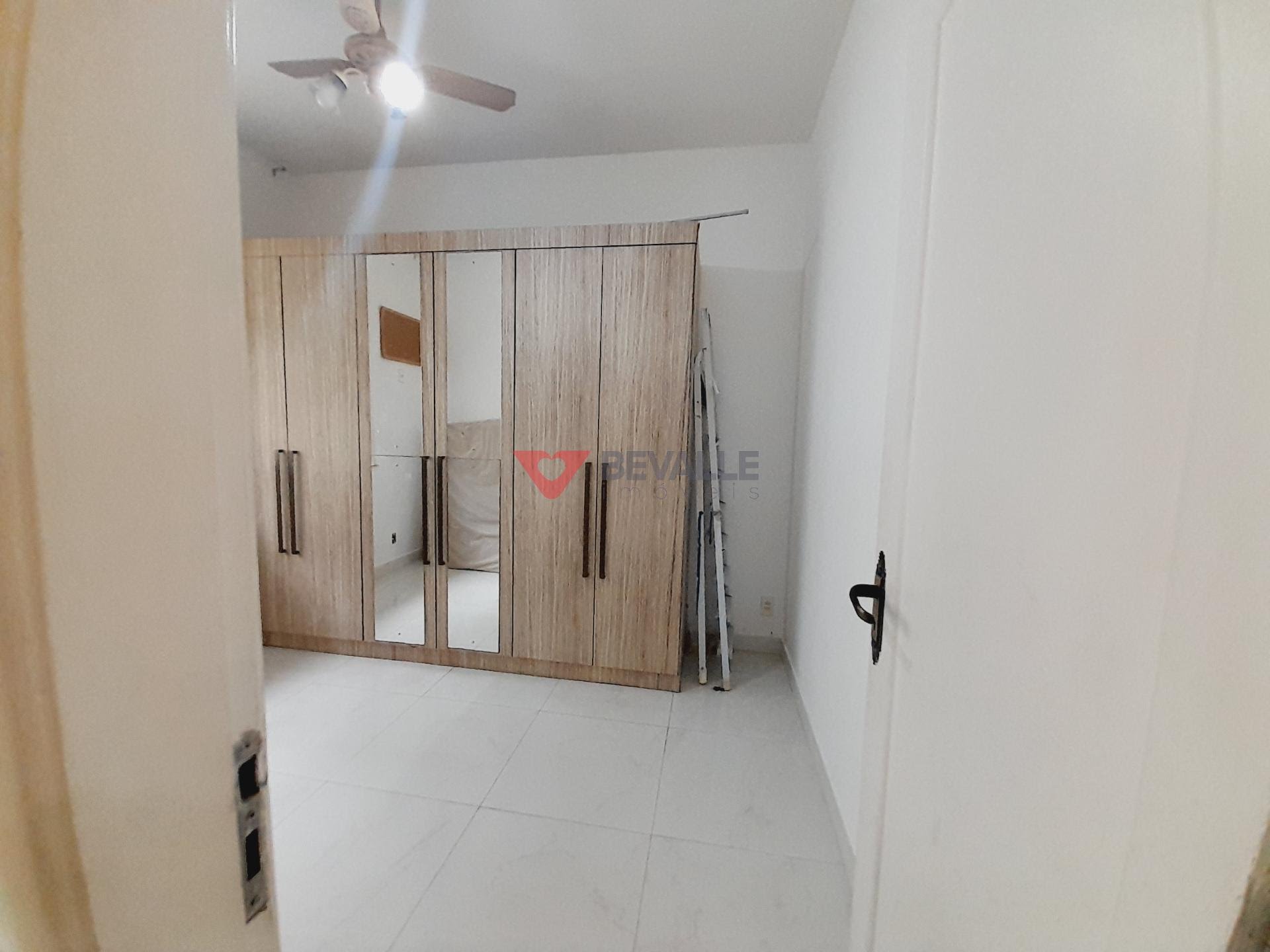 Apartamento à venda com 4 quartos, 2 banheiros e 184m² no Botafogo, Rio de Janeiro (RJ) — foto 10 de 30