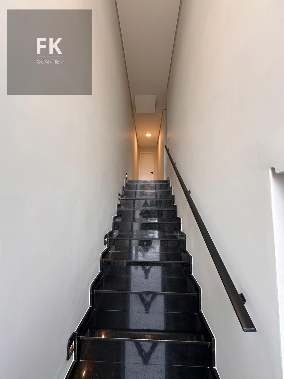 Casa à venda com 3 quartos, 1 suíte, 2 vagas e 131m² no Villas do Jaguari, Santana de Parnaíba (SP) — foto 12 de 24