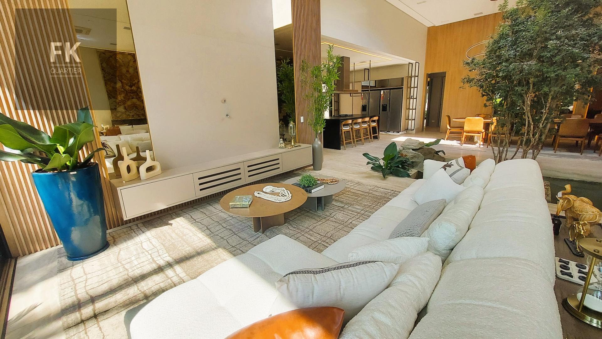 Casa à venda com 5 quartos, 5 suítes, 6 vagas e 1050m² no Alphaville Residencial Dois, Barueri (SP) — foto 13 de 30