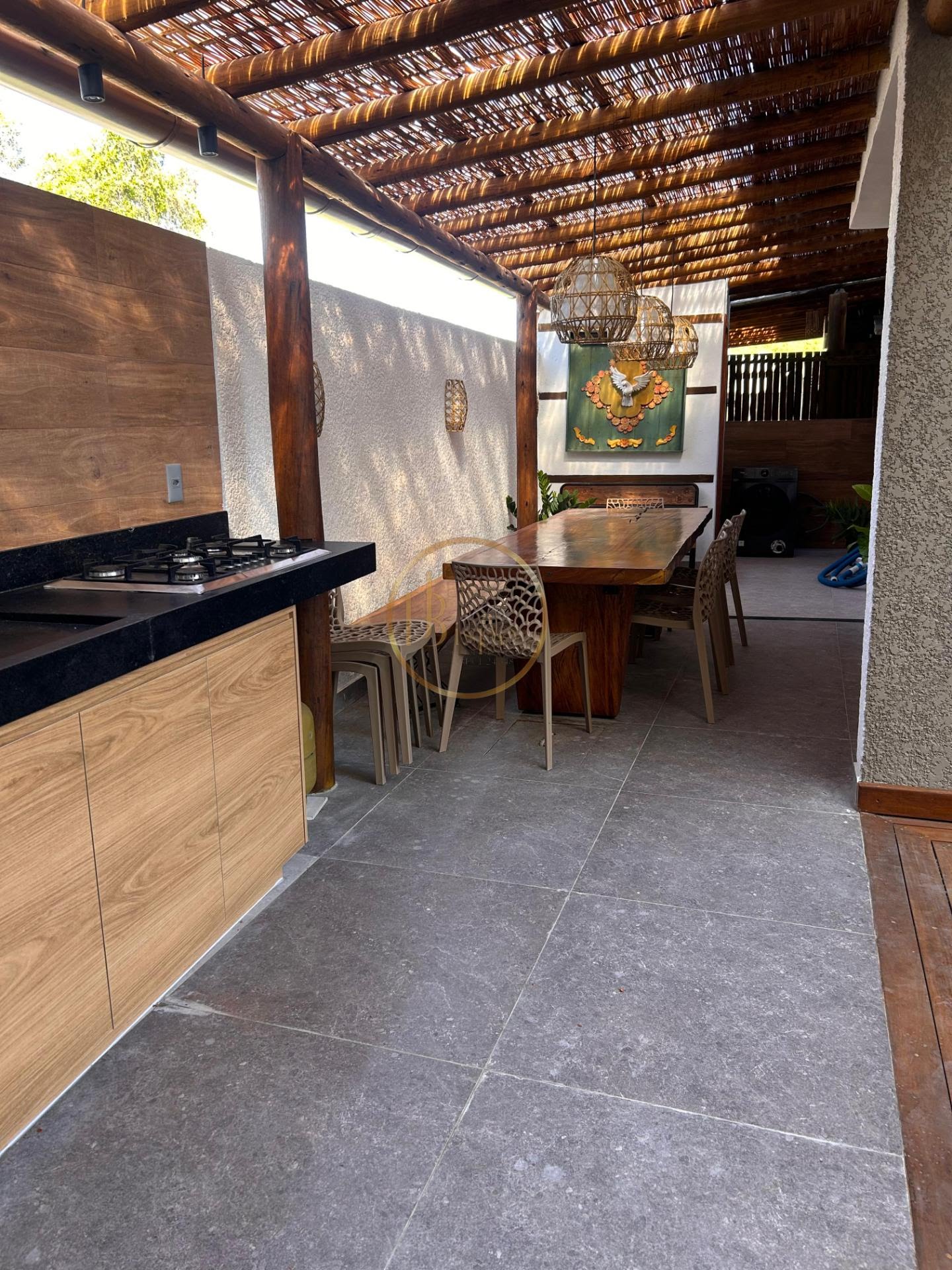Casa à venda com 4 quartos, 4 suítes, 2 vagas e 180m² no Arraial D'ajuda ( Estrada da Balsa ), Porto Seguro (BA) — foto 14 de 15