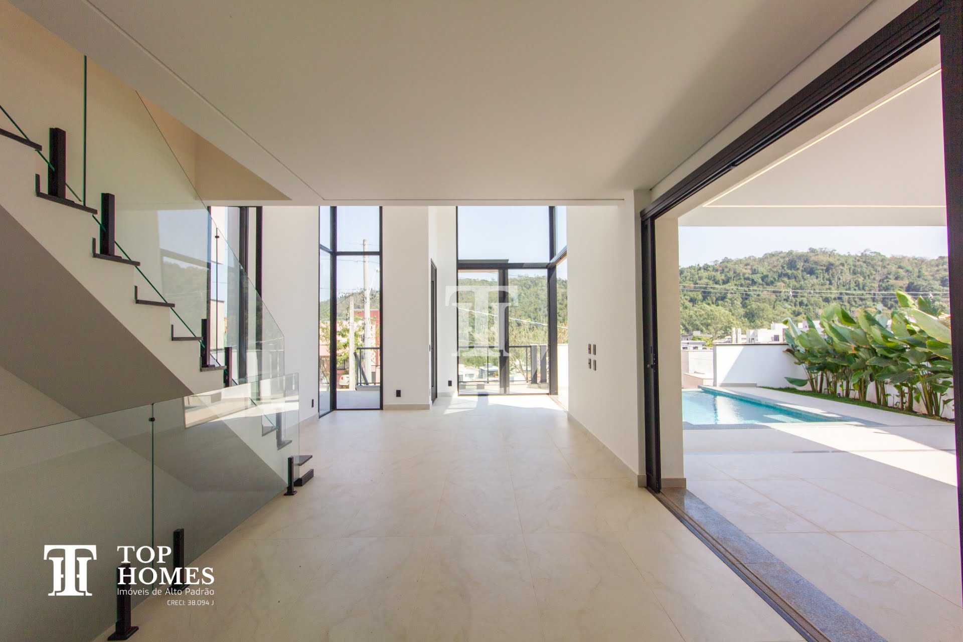 Casa de alto padrão à venda no condomínio Residencial Ibi Aram 2 em Itupeva/SP