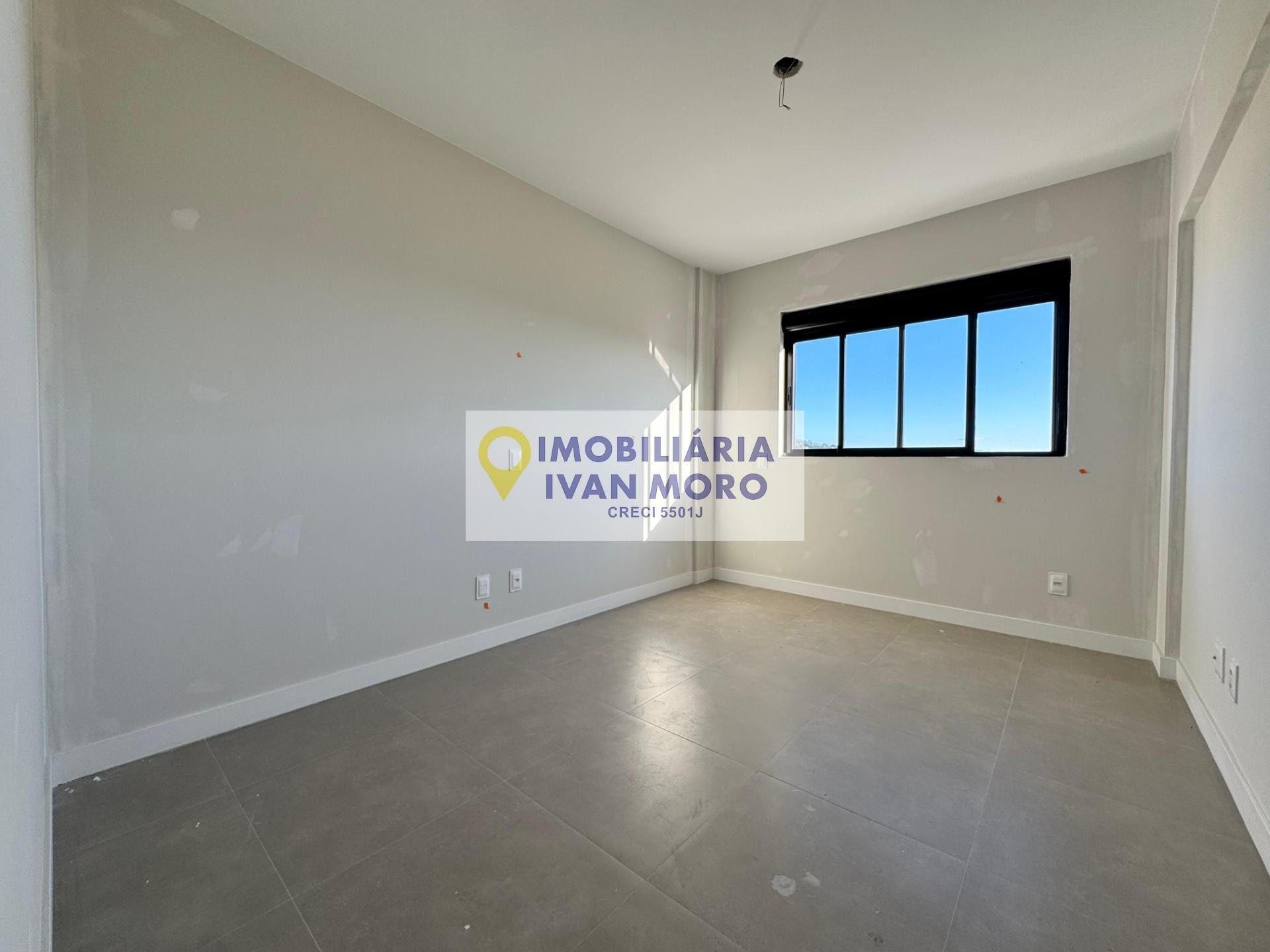 Apartamento à venda com 3 quartos, 1 suíte, 2 vagas e 94m² no Saco Grande, Florianópolis (SC) — foto 8 de 11