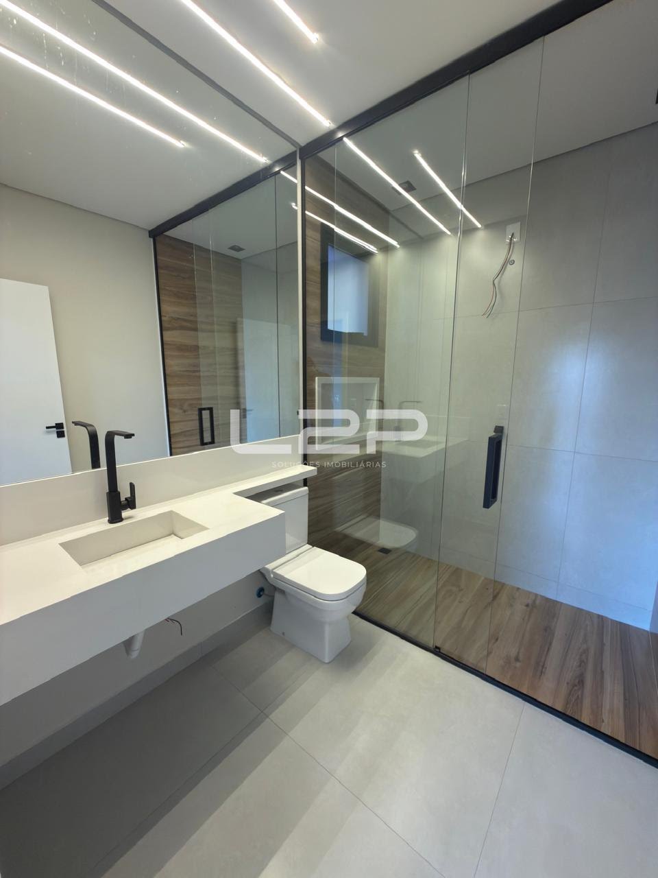 Casa à venda com 3 quartos, 1 suíte, 4 vagas e 220m² no Medeiros, Jundiaí (SP) — foto 29 de 30