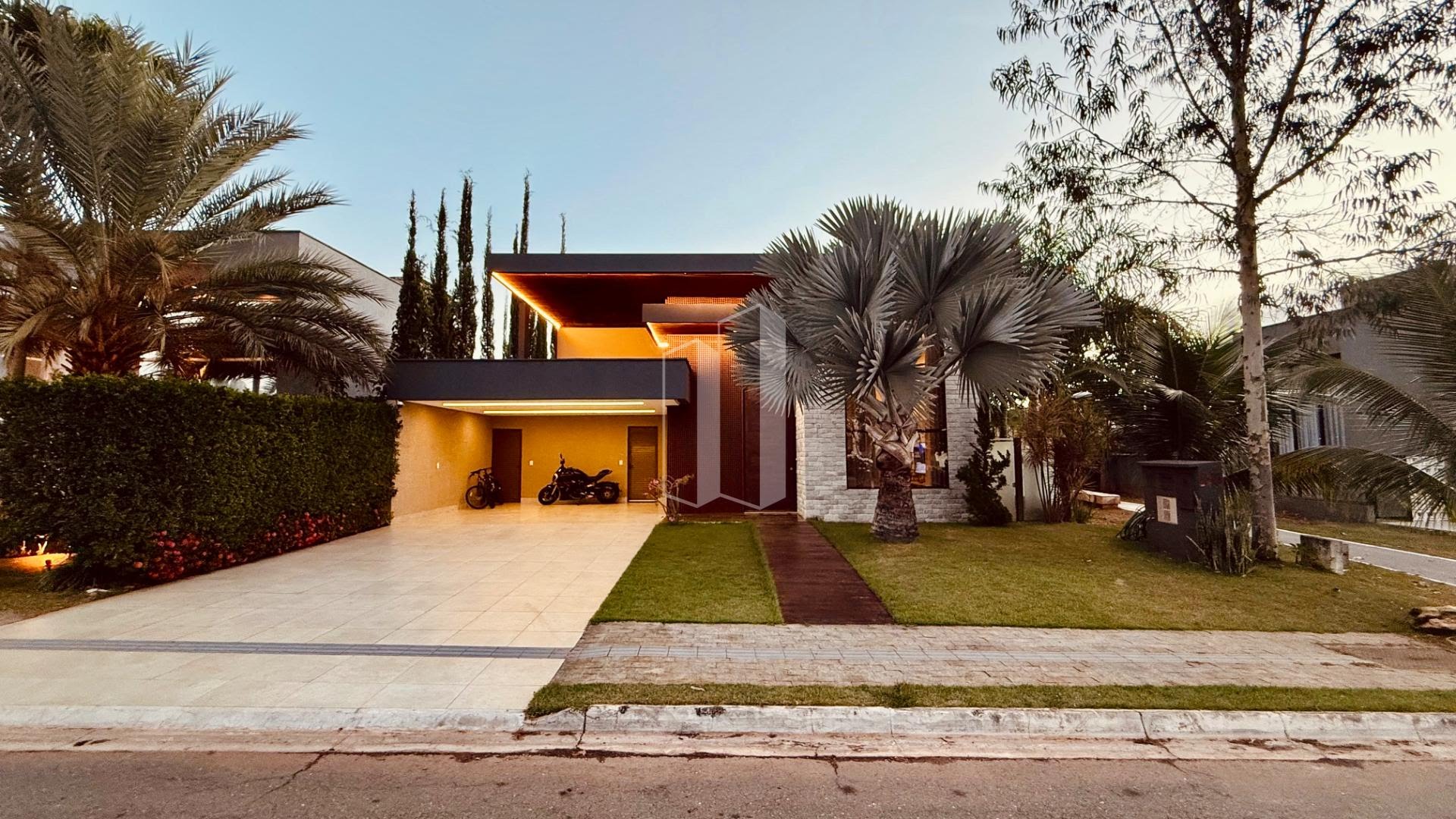 Casa à venda com 3 quartos, 3 suítes, 3 vagas e 240m² no Residencial Goiânia Golfe Clube, Goiânia (GO) — foto 30 de 30