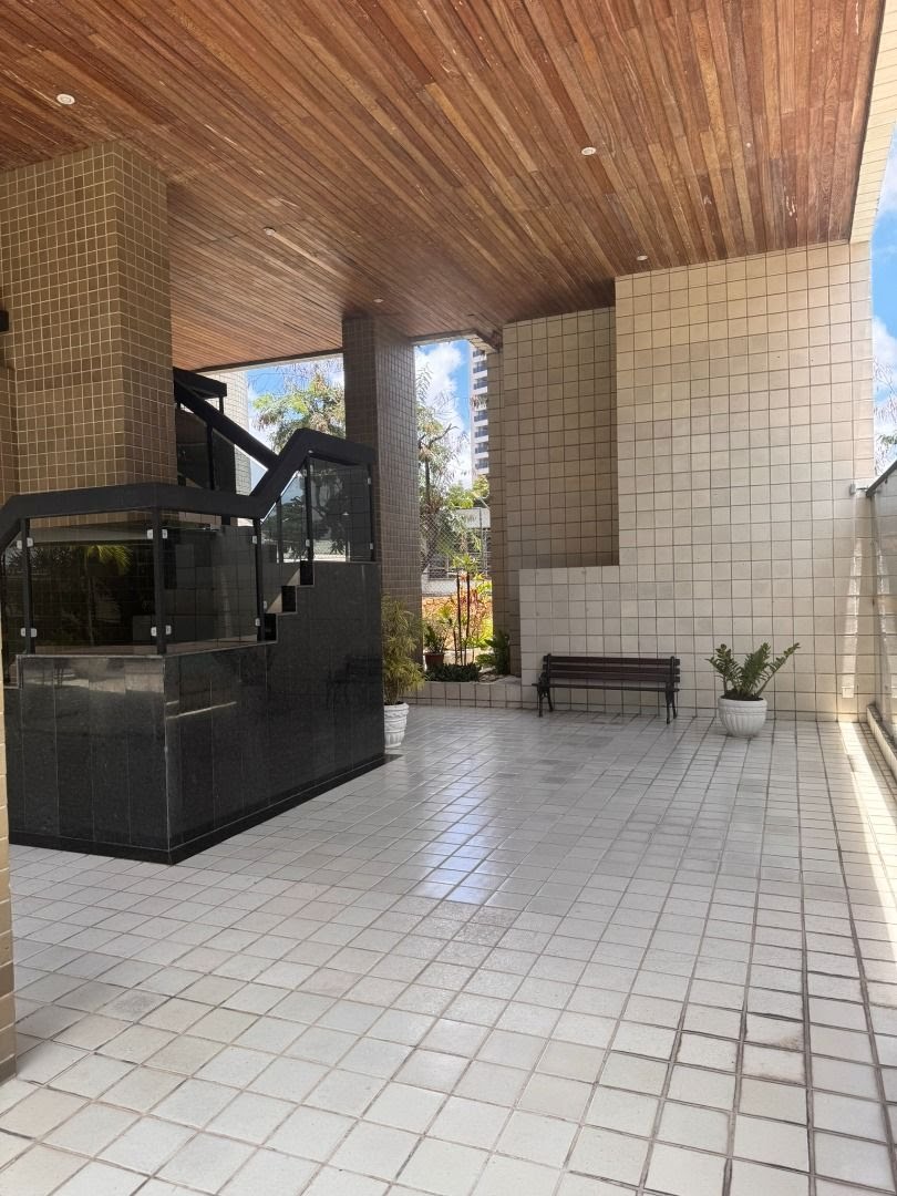 Apartamento à venda com 5 quartos, 2 suítes, 2 vagas e 160m² no Madalena, Recife (PE) — foto 3 de 30