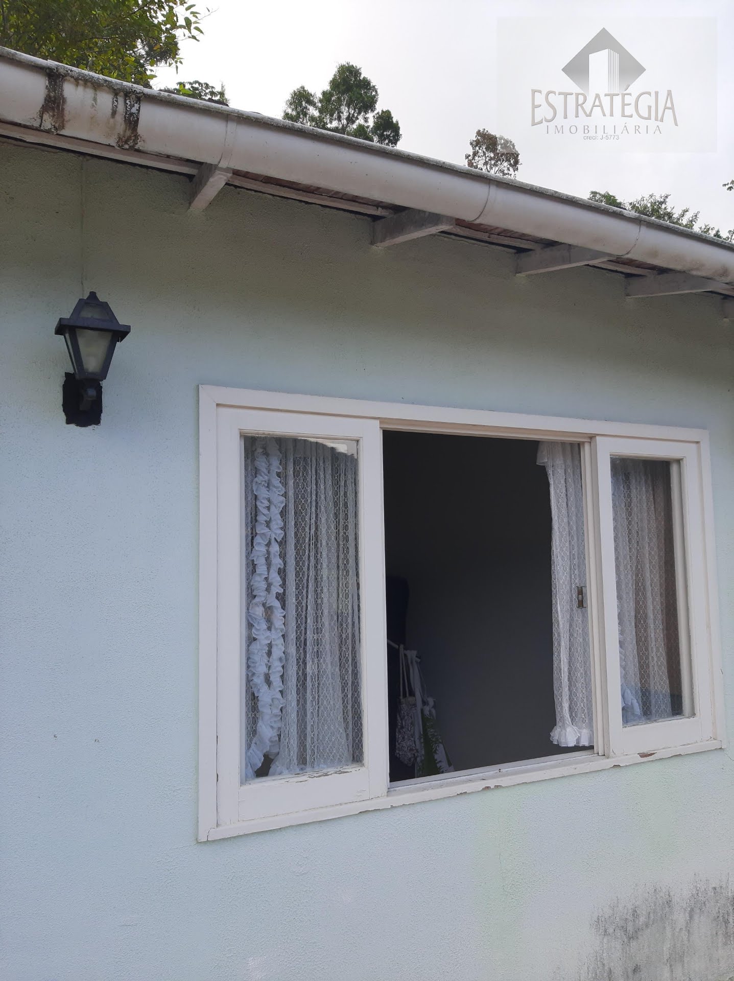 Casa à venda com 3 quartos, 1 suíte, 1 vaga e 190m² no Valparaíso, Petrópolis (RJ) — foto 28 de 30