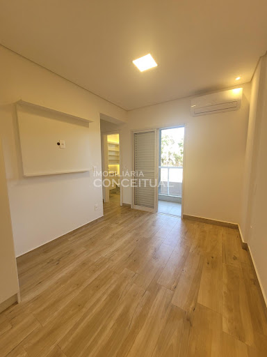 Quarto 2 - Sacada e Ar Condicionado