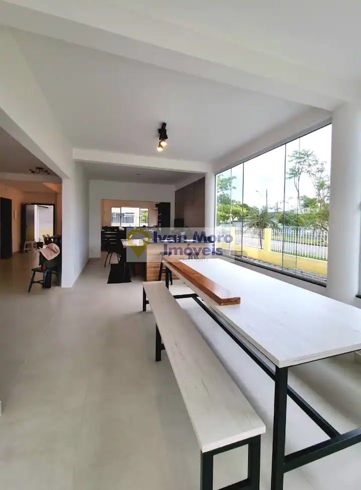 Casa para alugar com 7 quartos, 5 banheiros, 4 vagas e 350m² no Daniela, Florianópolis (SC) — foto 4 de 30