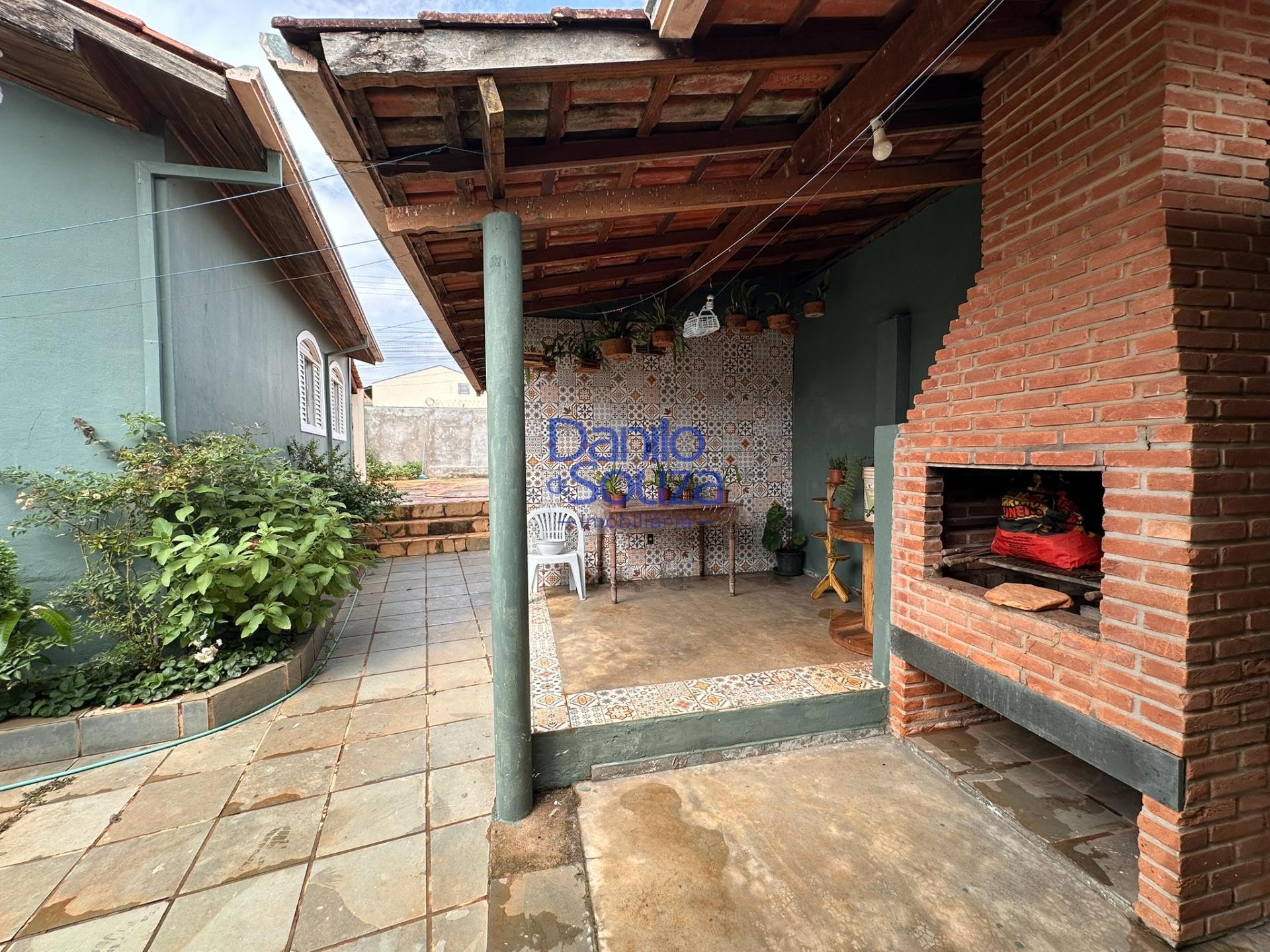 Casa à venda com 3 quartos, 2 banheiros e 354m² no Recanto das Mangueiras, Araxá (MG) — foto 13 de 20