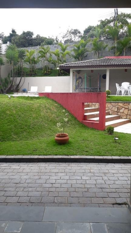 Casa à venda com 4 quartos, 4 suítes, 6 vagas e 860m² no Arujázinho I, II e III, Arujá (SP) — foto 4 de 17