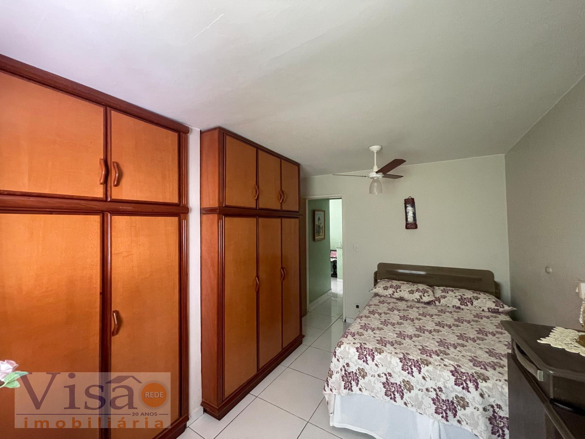 Casa à venda com 3 quartos, 1 suíte, 2 vagas e 240m² no Vila Mariana, Paracatu (MG) — foto 9 de 11