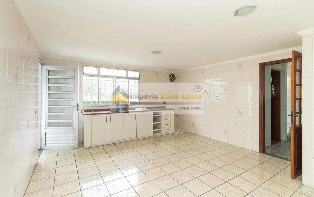 Casa, 3 quartos, 200 m² - Foto 1
