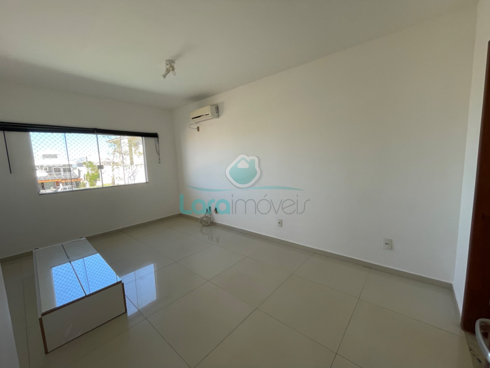 Casa à venda com 3 quartos, 3 suítes, 4 vagas e 182m² no Vale dos Cristais, Macaé (RJ) — foto 21 de 29