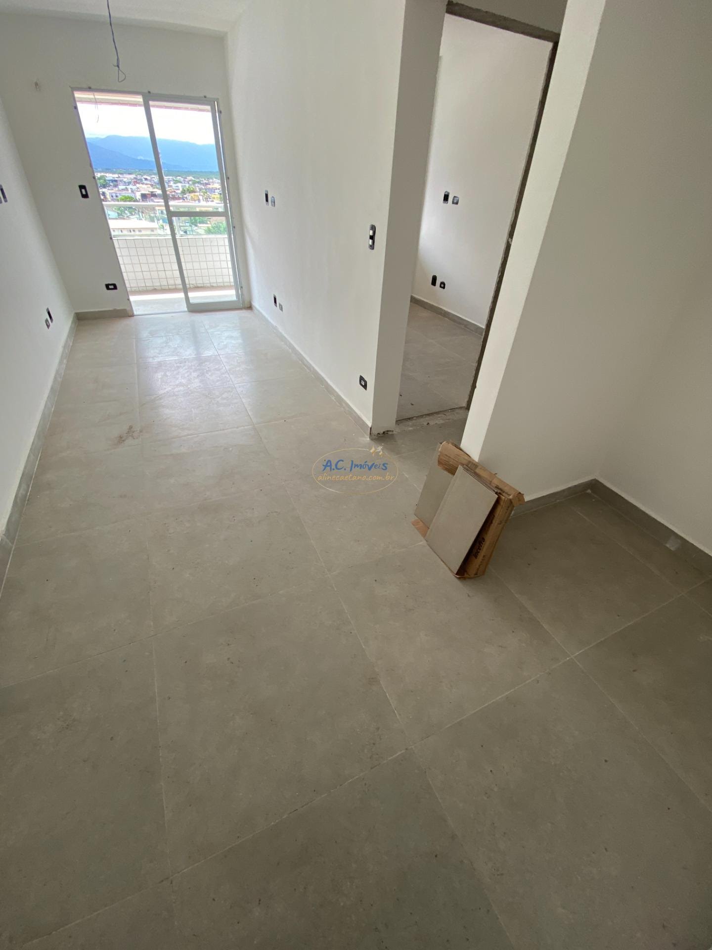 Apartamento à venda com 1 quarto, 1 banheiro, 1 vaga e 46m² no Aviação, Praia Grande (SP) — foto 2 de 17