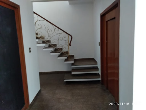 Casa Comercial à Venda Rua Dona Germaine Burchard, Água Branca/SP 