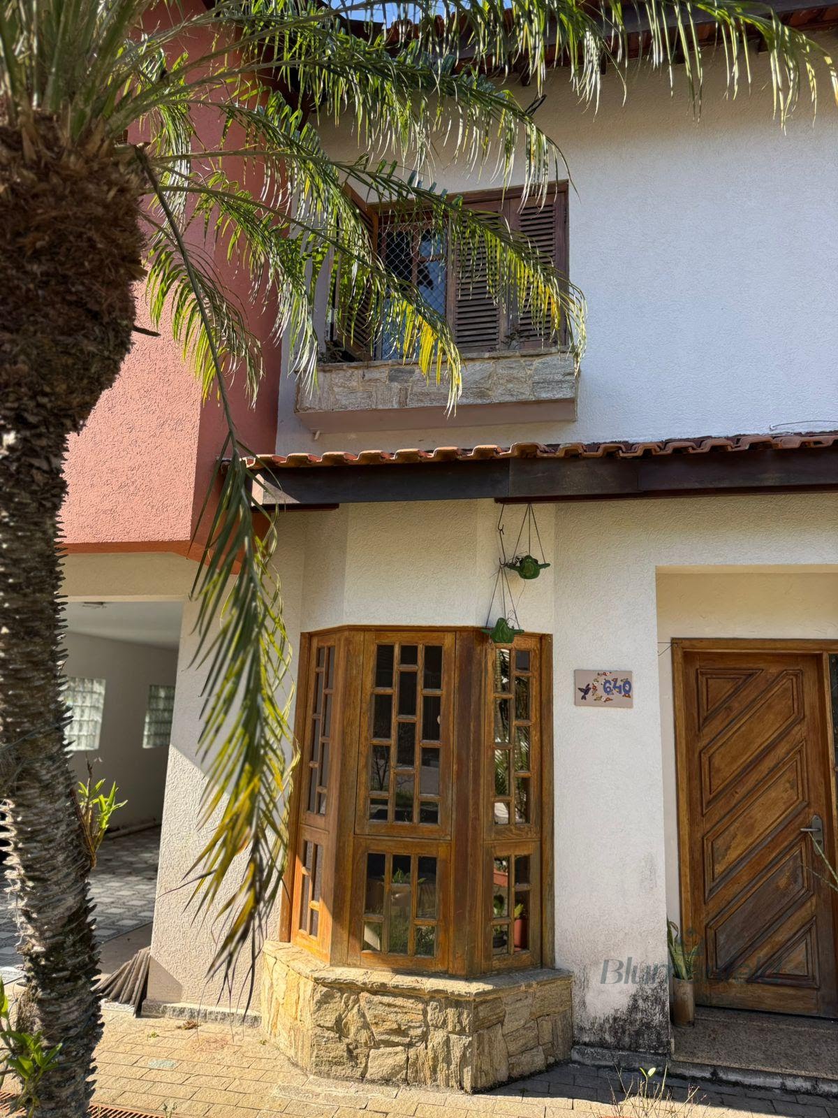 Casa para alugar com 4 quartos, 3 suítes, 2 vagas e 350m² no Arujá Country Club, Arujá (SP) — foto 2 de 30