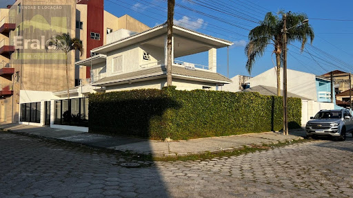 Sobrado em Balneário Ipanema - Pontal do Paraná, PR