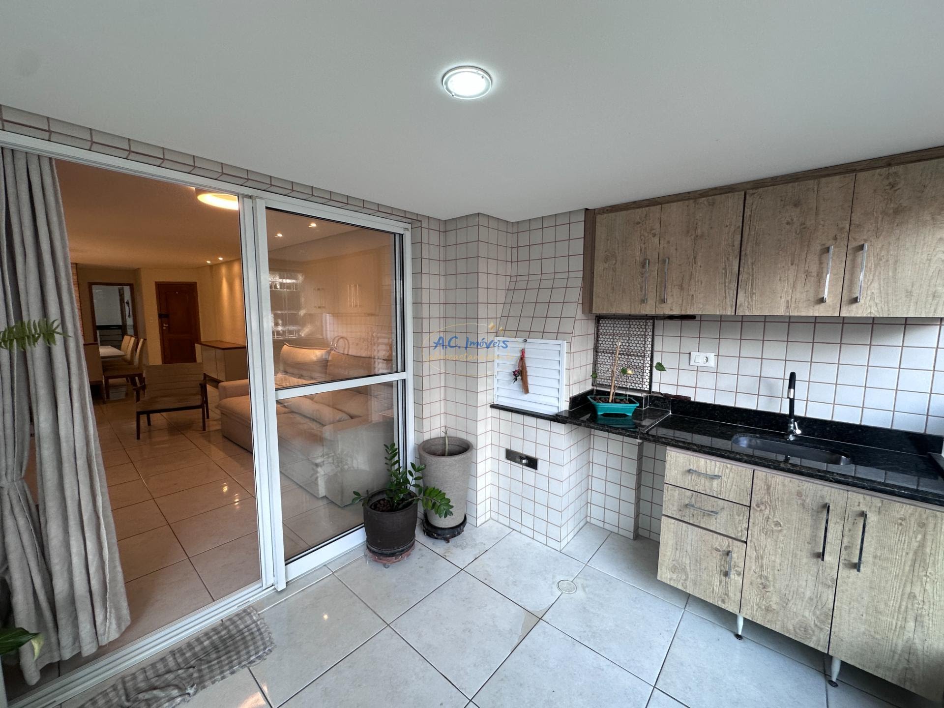 Apartamento para alugar com 3 quartos, 3 suítes, 2 vagas e 140m² no Canto do Forte, Praia Grande (SP) — foto 12 de 30