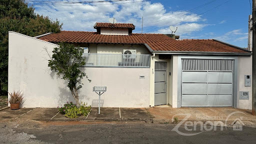 Casa à venda em Parque Giuliano - Adamantina