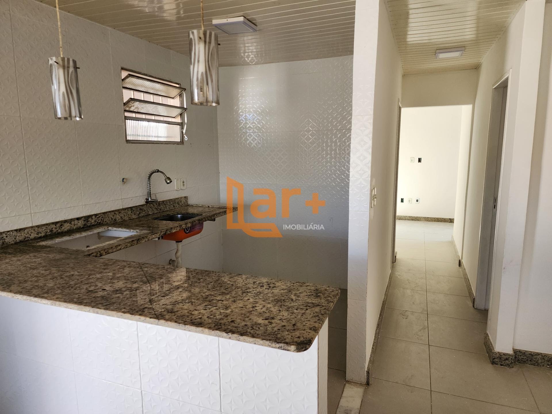 Casa à venda com 2 quartos, 1 suíte, 5 vagas e 200m² no Santa Maria, Aracaju (SE) — foto 3 de 16