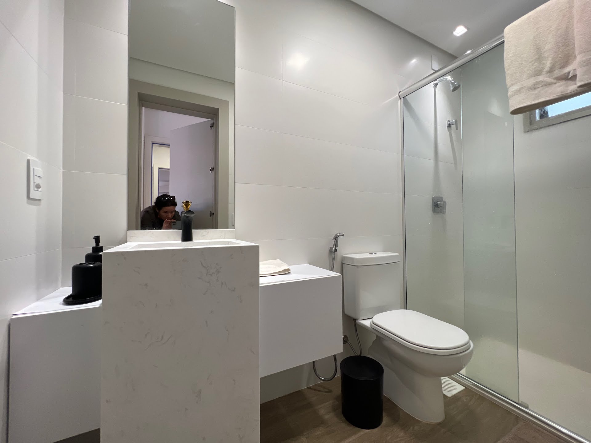 Apartamento à venda com 2 suítes, 1 vaga e 100m² no Jurerê, Florianópolis (SC) — foto 25 de 26